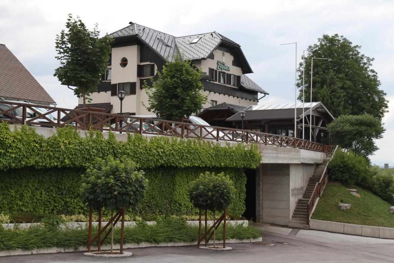Hotel Oskar Zaplata Преддвор Экстерьер фото